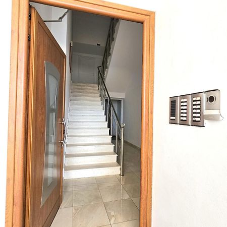 Apartament Vistula Sarandë 外观 照片