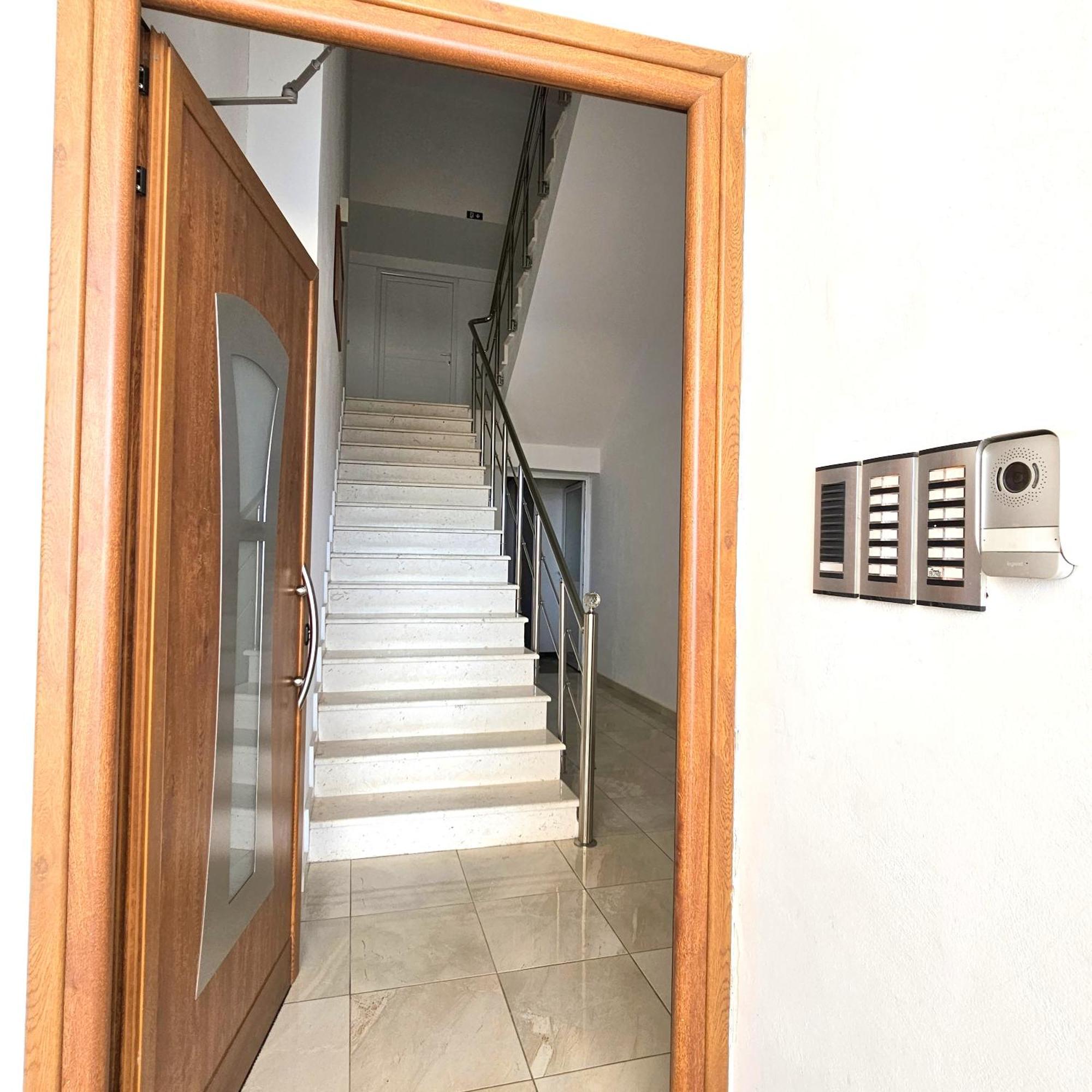 Apartament Vistula Sarandë 外观 照片